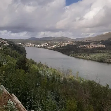 Casa Da Tia Bina 派瓦堡