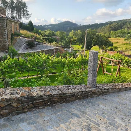 Casa Da Tia Bina Dom wakacyjny Castelo de Paiva