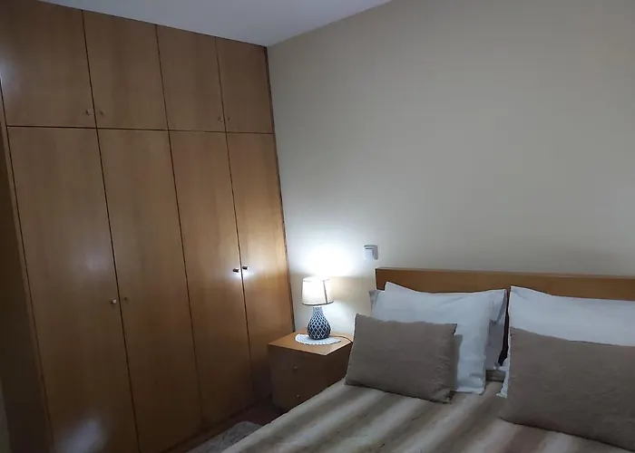 Casa Da Tia Bina 카스텔루 지 파이바