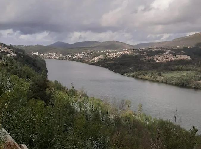 Casa Da Tia Bina 派瓦堡